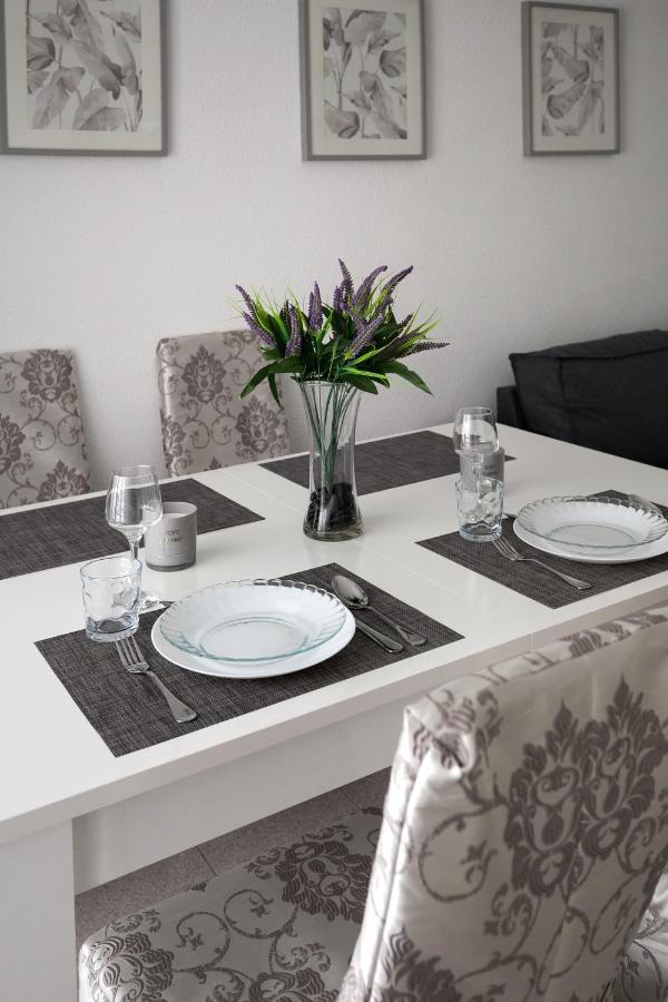 Hola Mar Apartment ตอร์เรเวียคา ภายนอก รูปภาพ