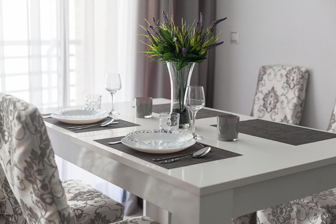 Hola Mar Apartment ตอร์เรเวียคา ภายนอก รูปภาพ